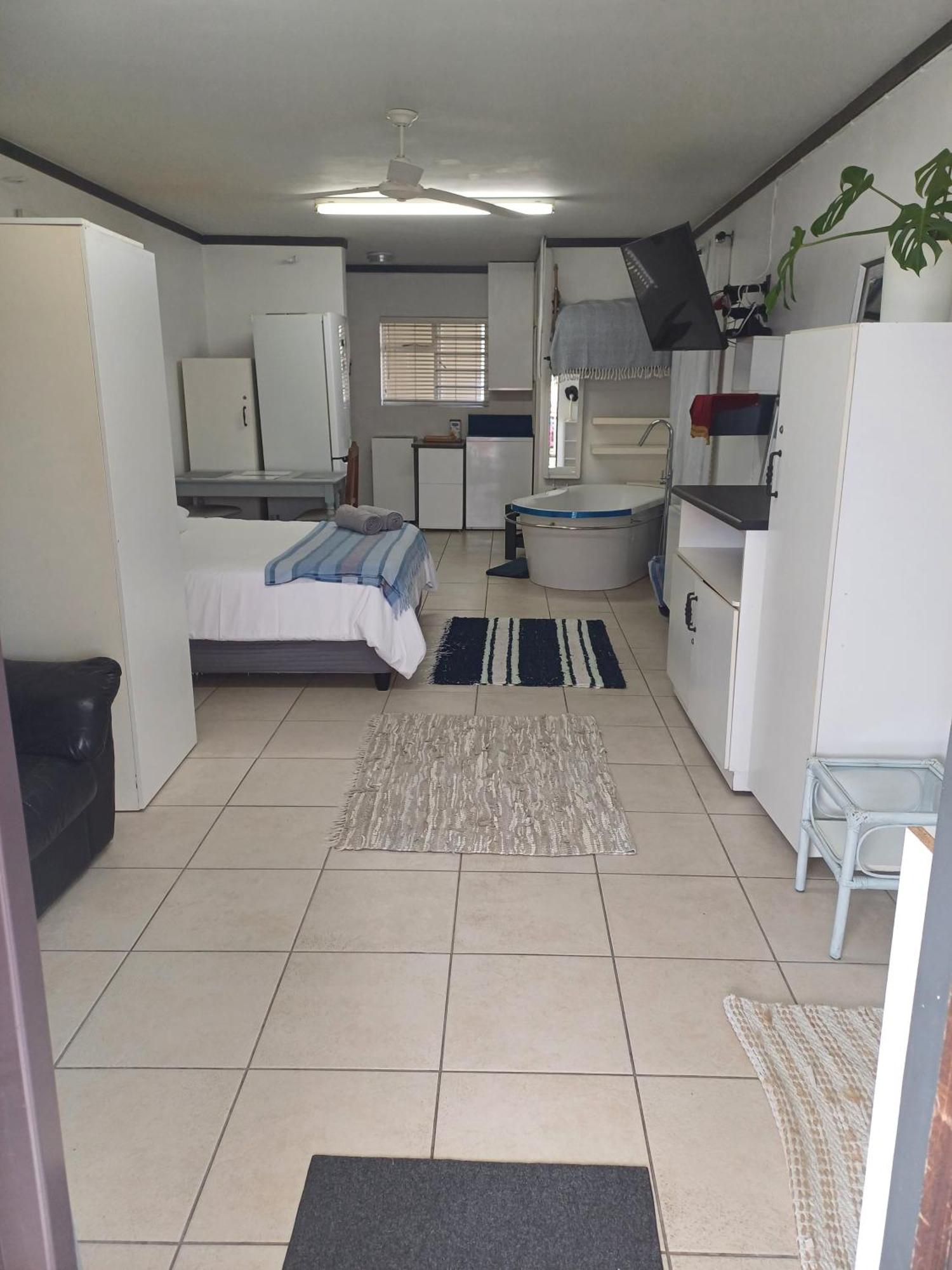 Santini Lace Self Catering Unit 플레튼버그 베이 외부 사진