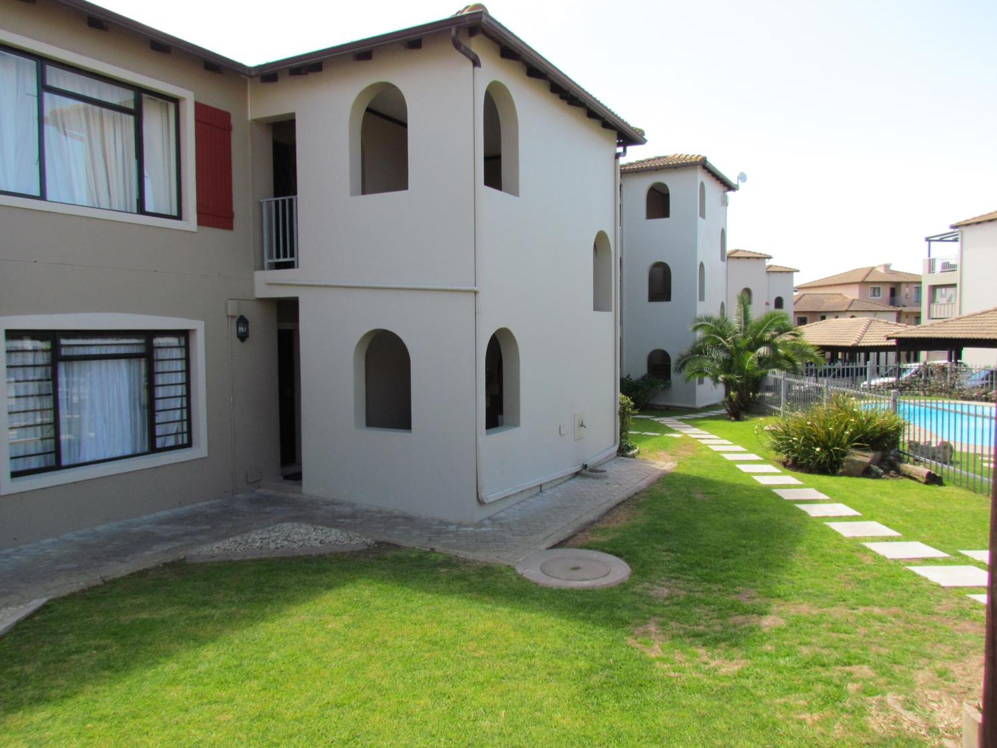 Santini Lace Self Catering Unit 플레튼버그 베이 외부 사진